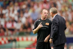 Edwin van der Sar Testimonial